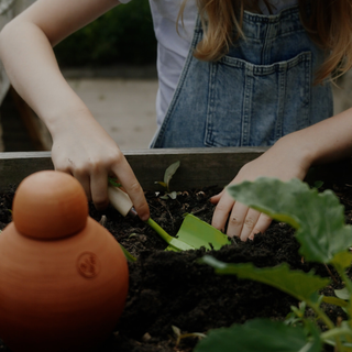 Pelle à main pour enfants