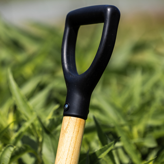 Pelle-bêche à main